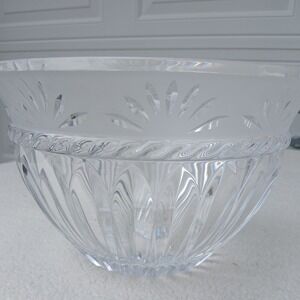 Cristal D' Arques "Carthage" Crystal Bowl Clear Frosted Leaf Rim Heavy‎